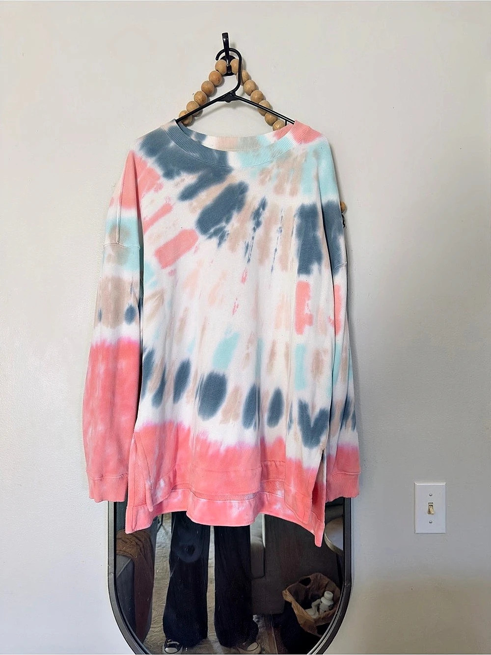 American Eagle Jegging Fit Tie-Dye Oversized Sweatshirt Pink & Blue